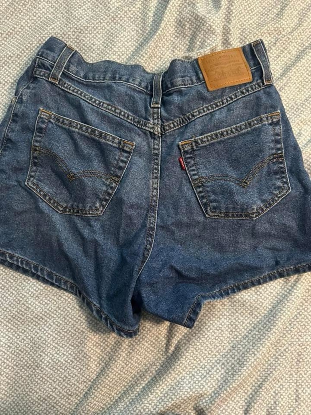 Levi’s 80s Mom Short